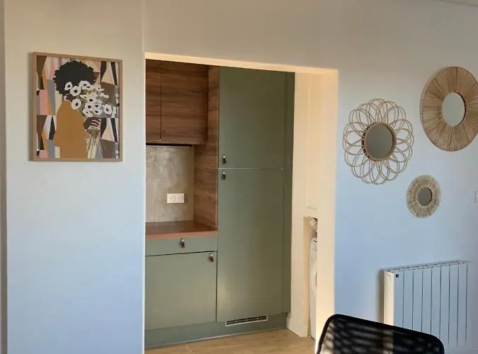 Superbe Avec Parking Gratuit Sur Place Lejlighed